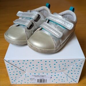 Ten Little Everyday Original Toddler Shoes Silver 7.5 Sneakers USED